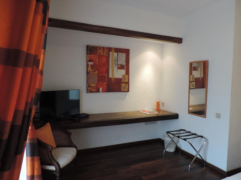 Hotel 'T Fornuis Ternat Стая снимка